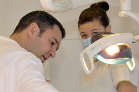 Formation d'hygiéniste dentaire ES